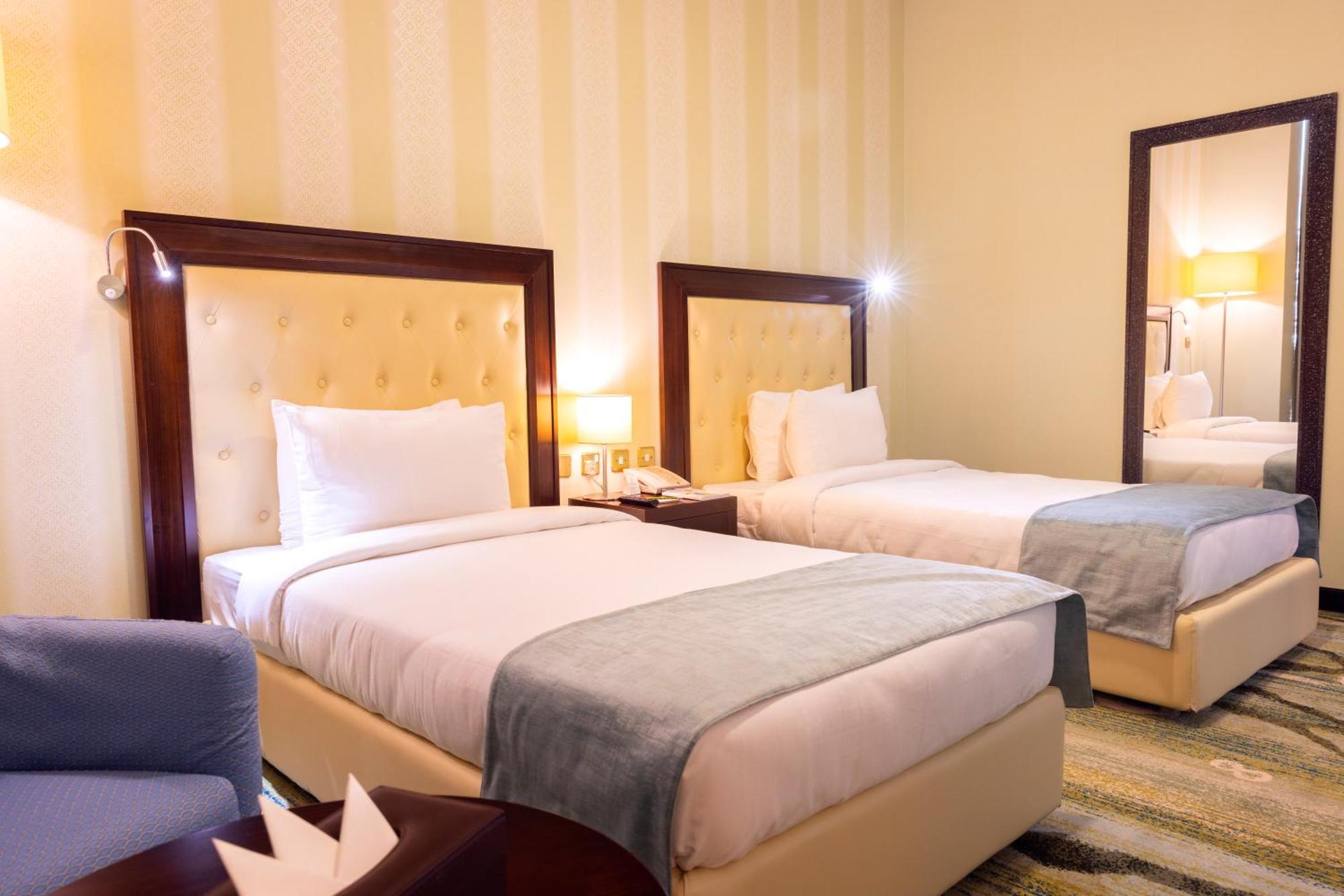 City Gate Hotel Doha Exteriör bild