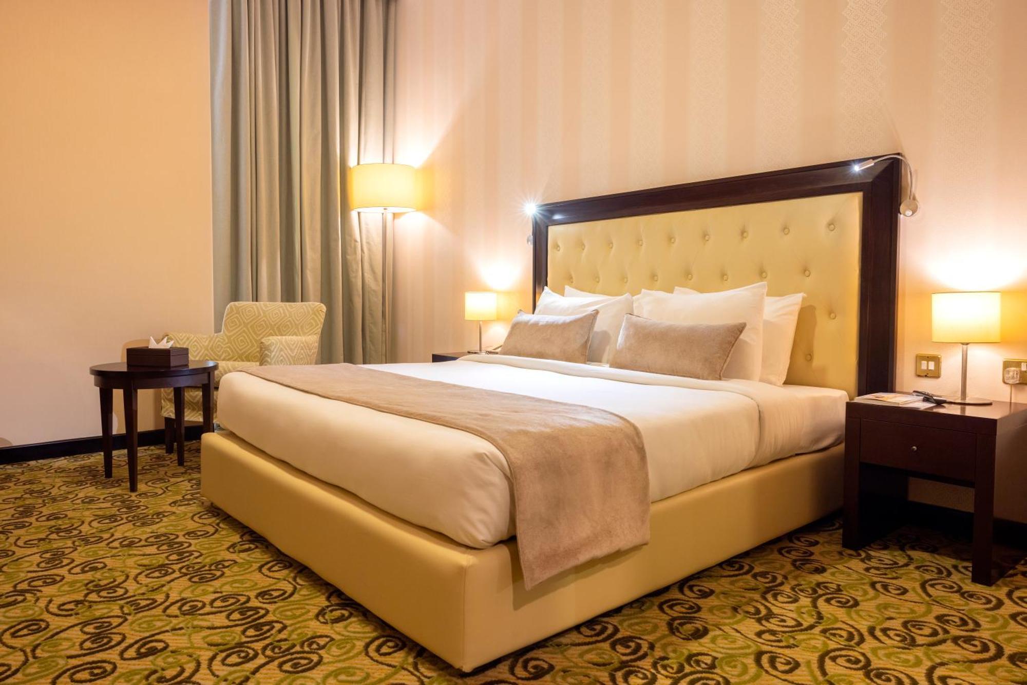 City Gate Hotel Doha Exteriör bild
